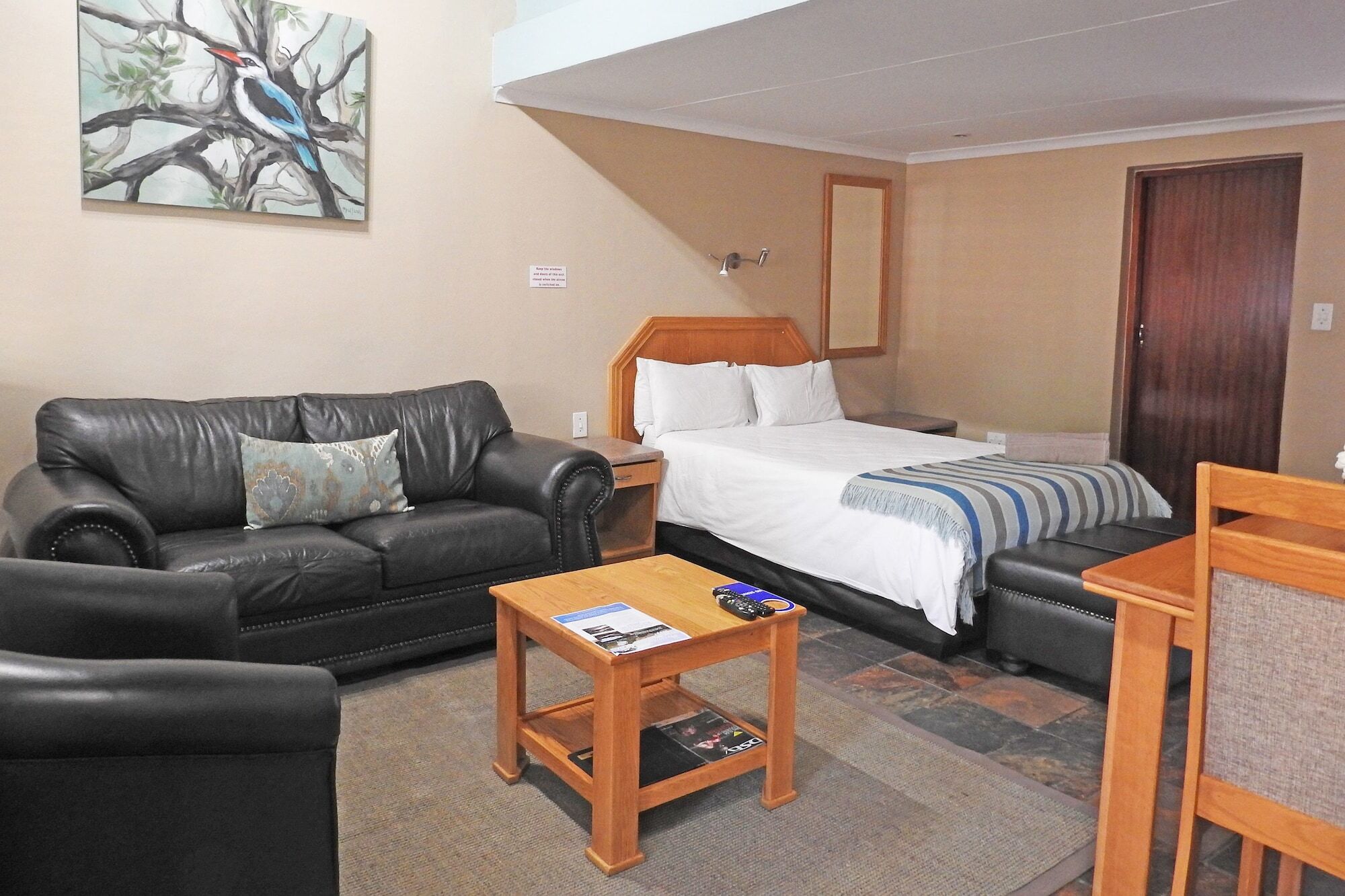 HOTEL MOUNT AMANZI, HARTBEESPOORT ***